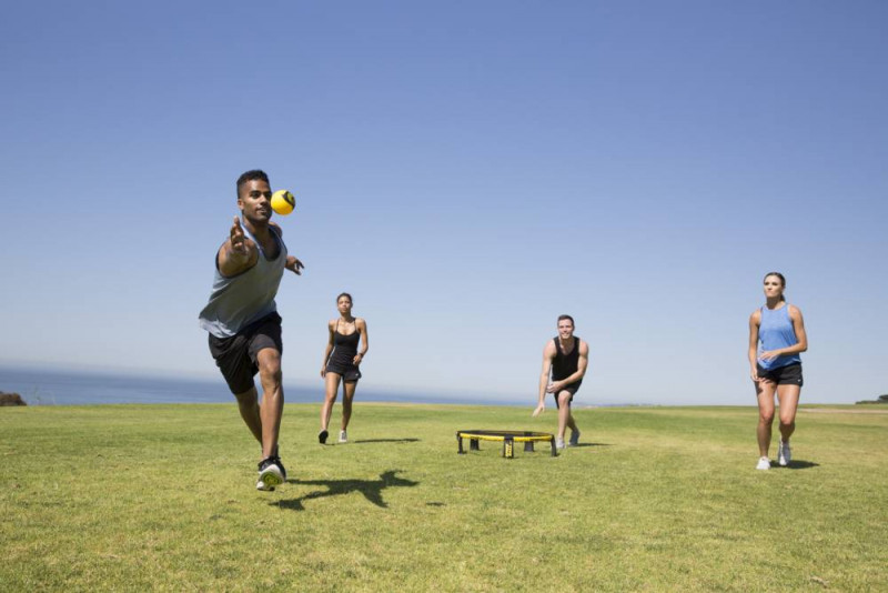 Spikeball Teamsport Ballspiel Zweierteam