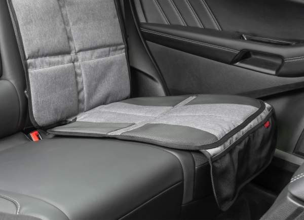 REER Autositz-Schutzunterlage TravelKid MaxiProtect